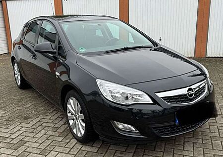 Opel Astra 1.4 ecoFLEX 150 Jahre