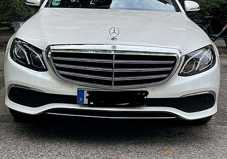 Mercedes-Benz E 220 d T 9G-TRONIC Exclusive