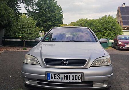 Opel Astra 1.6 Selection