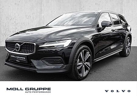 Volvo V60 CC V60 Cross Country B4 AWD Plus Sthz. Harman/Kardon LED