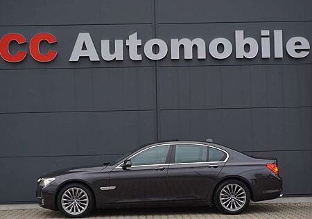 BMW 730 d Innovationspaket+HUD+19Zoll+Kamera+AHK+