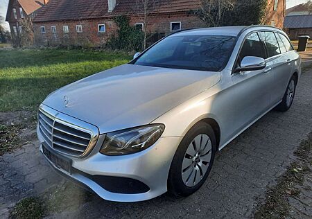 Mercedes-Benz E 220 d (213.204)