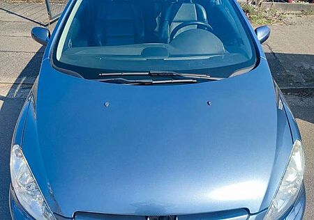 Peugeot 307 CC 2,0 Cabrio-Coupe Basis, vollleder