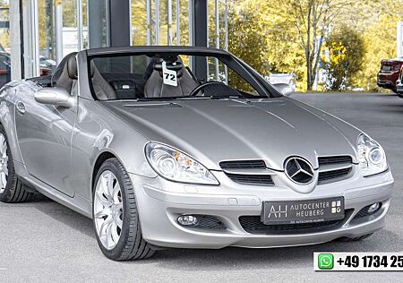Mercedes-Benz SLK 200 NAVI PDC V&H TEMPOMAT 1.HAND