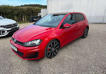 VW Golf Volkswagen VII Lim.GTD ,ACC,Bi-Xenon,19"Alu,Sound,Pano