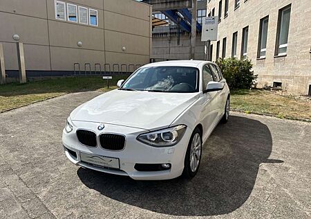BMW 116 i Xenon Navi Automatik