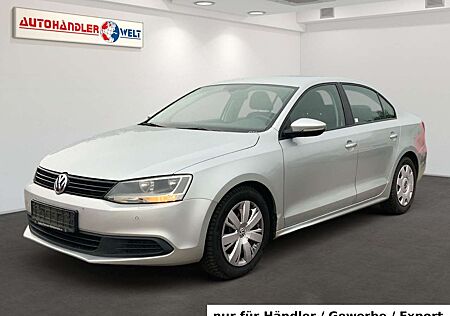 VW Jetta Volkswagen 1.6 TDI Comfortline BMT