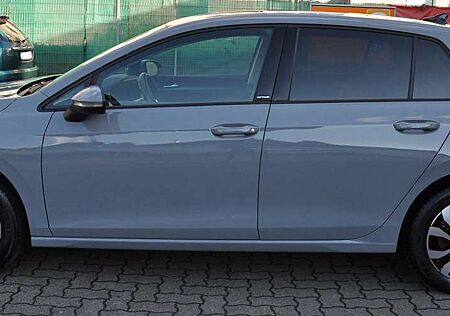 VW Golf Volkswagen Active eTSI