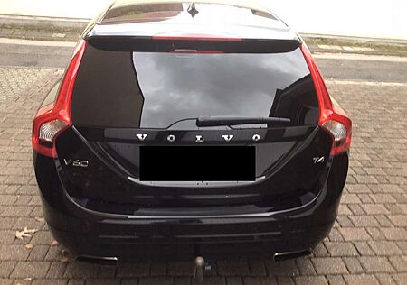 Volvo V60 +T4+Geartronic+Linje+Svart