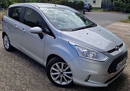Ford B-Max 1.0 EcoBoost Titanium