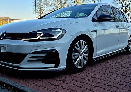 VW Golf Volkswagen Sound Matrix