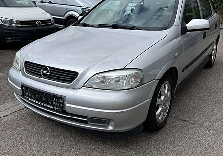 Opel Astra 1.6