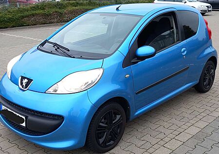 Peugeot 107 3-Türer 70 Petit Filou