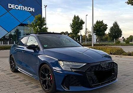 Audi RS3 TFSI Limousine quattro S tronic