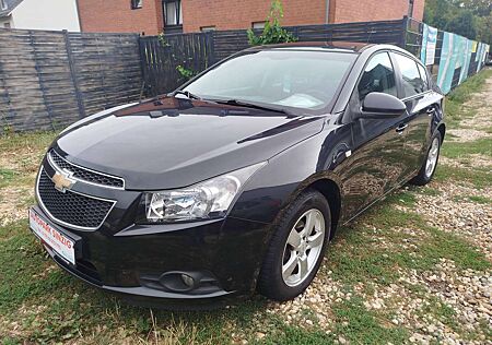 Chevrolet Cruze Hatchback LT 1,6*Klima*Temp.*PDC*MFL*Garan
