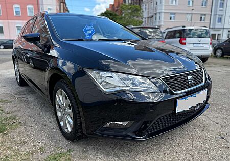 Seat Leon ST Style 1.2 TSI/ TÜV NEU/ PDC