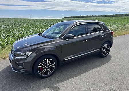 VW T-Roc Volkswagen 2.0 TSI 4Motion DSG Sport