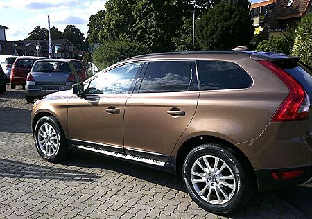 Volvo XC 60 XC60 Summum AWD D5