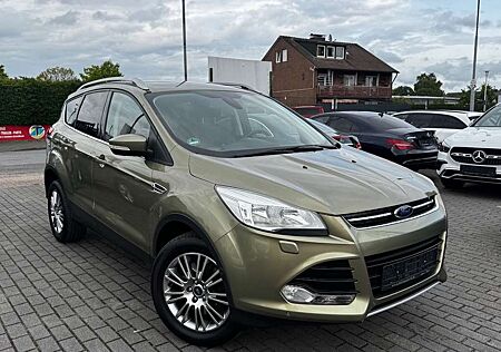 Ford Kuga Titanium 2.0 TDCi | PARKHILFE | AHK | SHZ