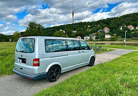 VW T5 Transporter Volkswagen Kombi lang