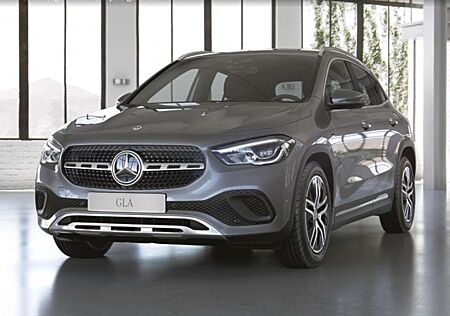 Mercedes-Benz GLA 250 e AUT Kam. KlimaA LED LM PDC ParkAss SHZ