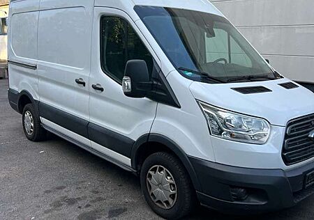 Ford Mondeo Transit L2H3 LKW VA