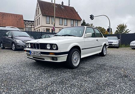BMW 325 xi Sportsitze El-FH Schiebedach Oldtimer