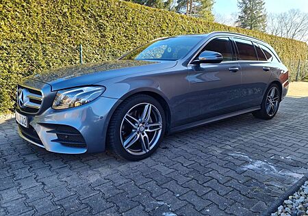 Mercedes-Benz E 200 T 9G-TRONIC AMG Line