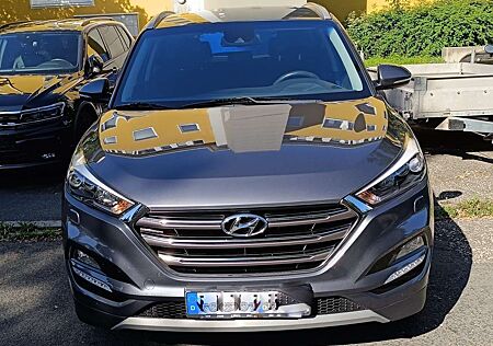 Hyundai Tucson 2.0 CRDi 2WD Trend