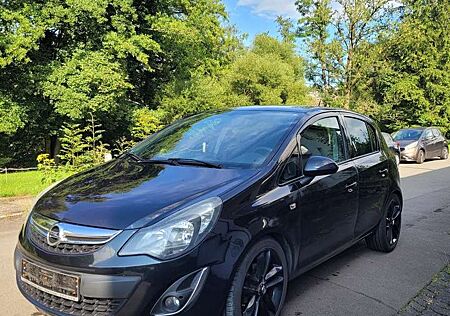 Opel Corsa Color Edition