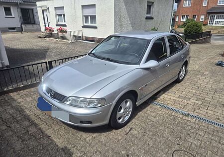 Opel Vectra 1.8 Edition 2000