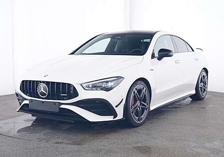 Mercedes-Benz CLA 35 AMG 4M Aero Plus Pano Night Burmester 19"