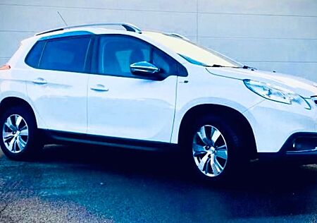 Peugeot 2008 PureTech 110 Style