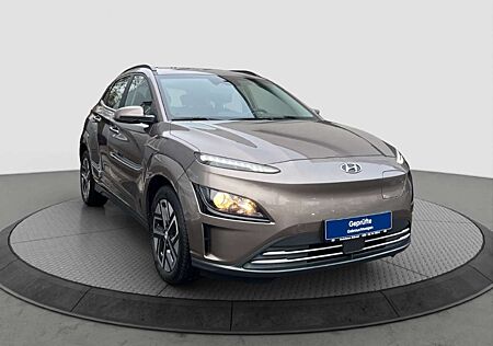Hyundai Kona SELECT 39kWh (100kW) *CAM*CARPLAY*SITZHZG*