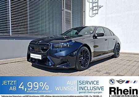 BMW M5 Limousine M Drivers Package AHK B&W ACC 0,5%