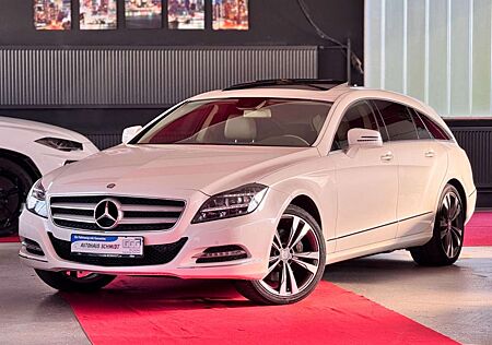 Mercedes-Benz CLS 350 4Matic Glasdach ILS Airmatic AHK 19"
