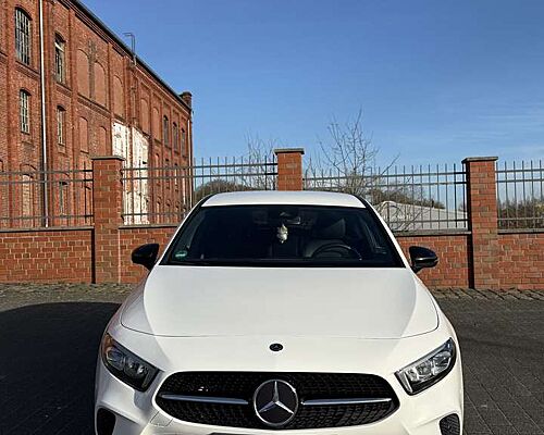 Mercedes-Benz A 220 Kombilimousine