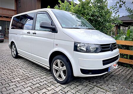 VW T6 Transporter Volkswagen Transporter Facelift, TÜV, Bett, Schranksystem, Camper