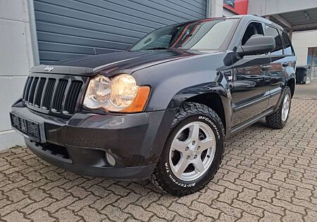 Jeep Grand Cherokee 3.0 CRD Laredo/AHK/ BF Goodrich A