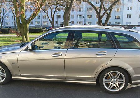 Mercedes-Benz C 200 T AVANTGARDE AMG Edition