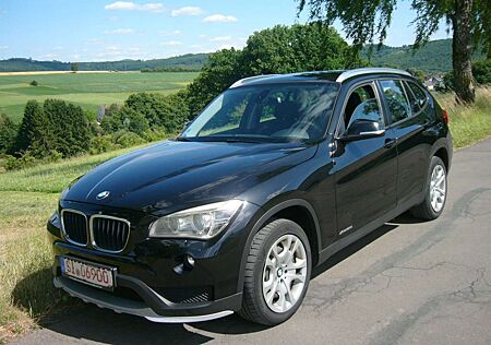 BMW X1 xDrive20i Aut. xLine - nur 76.000 KM - gepflegt
