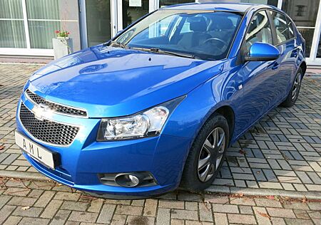 Chevrolet Cruze LT TÜV+AU NEU TEMPOMAT KLIMA