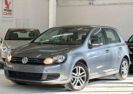 VW Golf Volkswagen VI Comfortline*NAVI*8FACHBEREIFT*