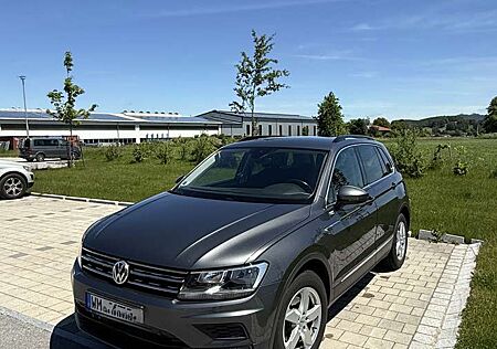 VW Tiguan Volkswagen Comfortline 1,4 TSI 4Motion AHK