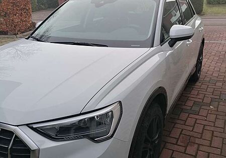 Audi Q3 35 TFSI advanced