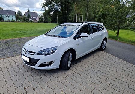 Opel Astra +1.4+Turbo+Sports+Tourer+Active