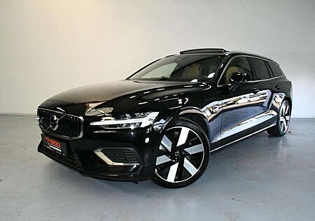 Volvo V60 T6 AWD Ultra Bright VOLL*360*B&W*PAN*HuD*AHK