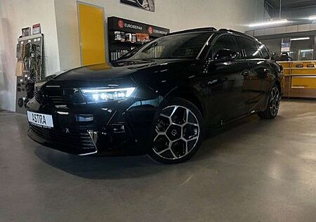 Opel Astra L ST Ultimate Automatik - AHK/HUD/Pano/18"