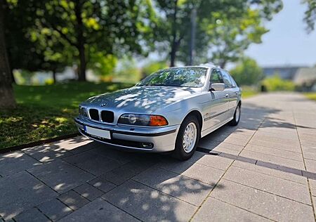 BMW 523i 523 5er