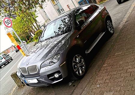 BMW X6 xDrive50i